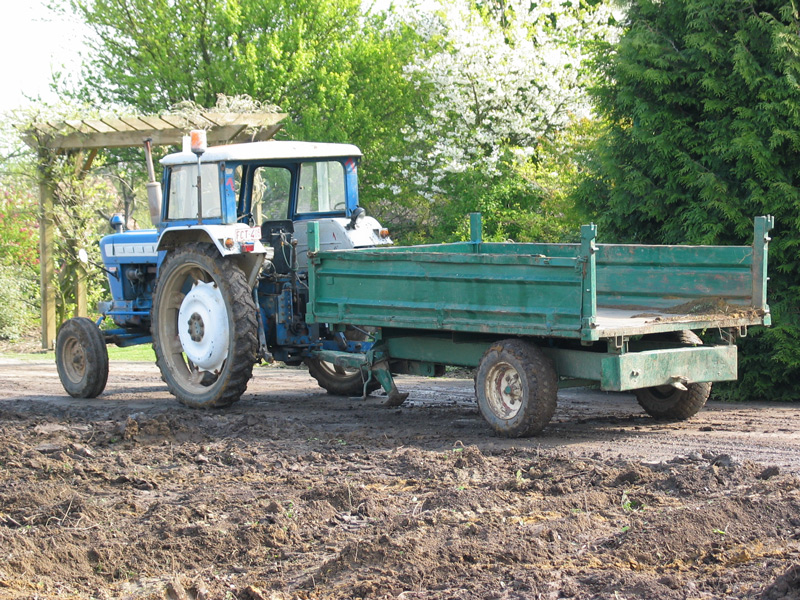Tracteur Ford 5000