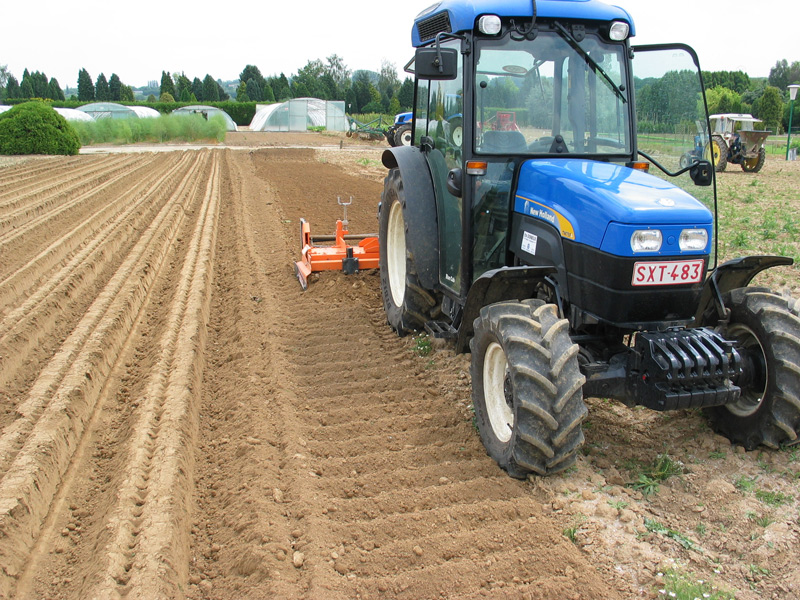 Tracteur TN 75 FA 4RM NEW HOLLAND